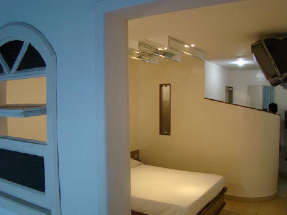Status Motel Pe15 (Adults Only) Олінда Екстер'єр фото